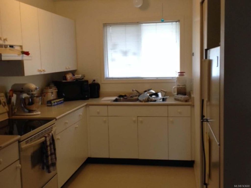 listing image 16047473744345704695