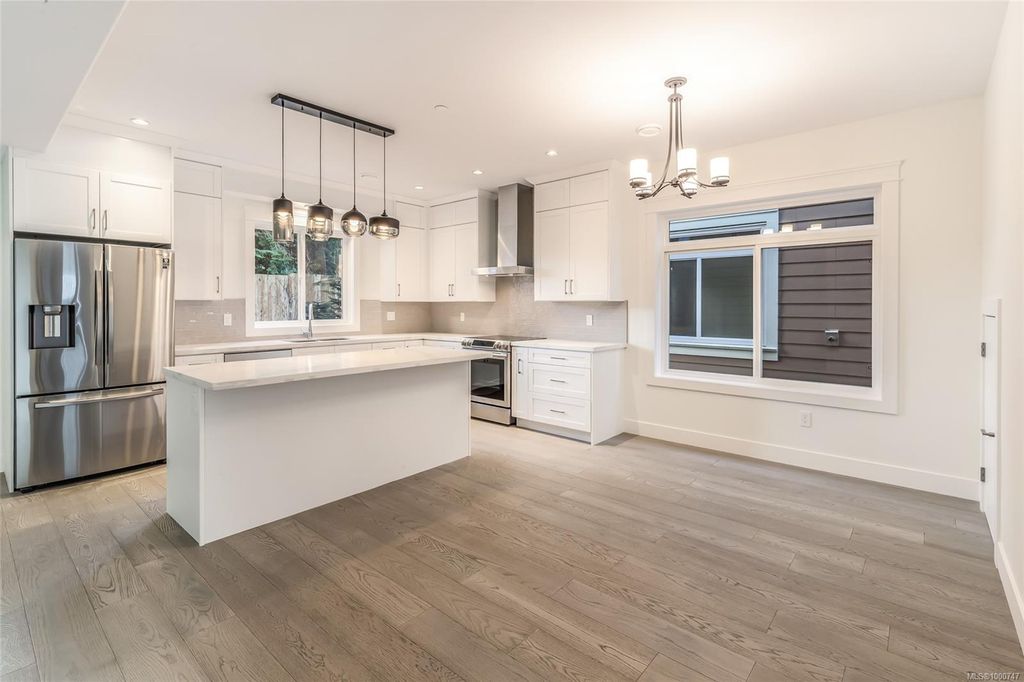 listing image 16040844330474241674
