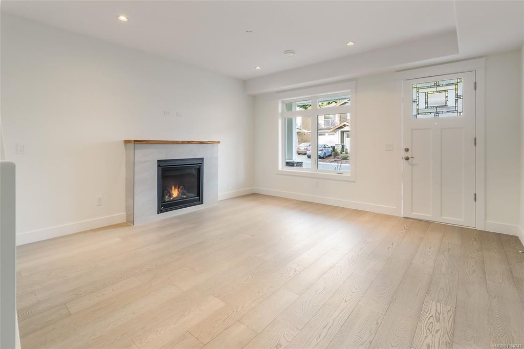 listing image 16043674529217125276