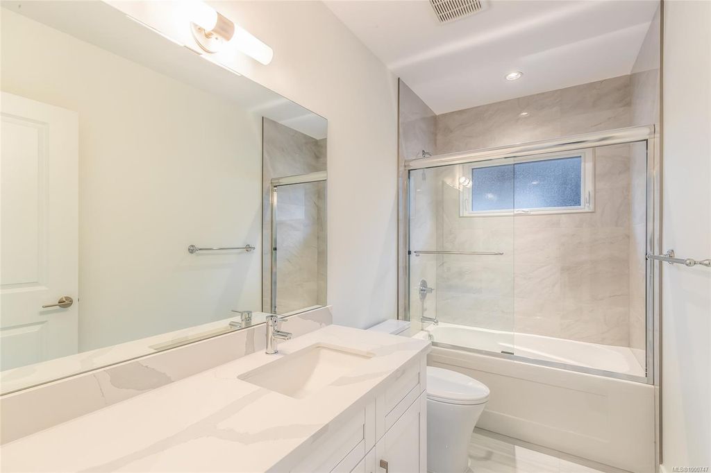 listing image 16046408907024544823