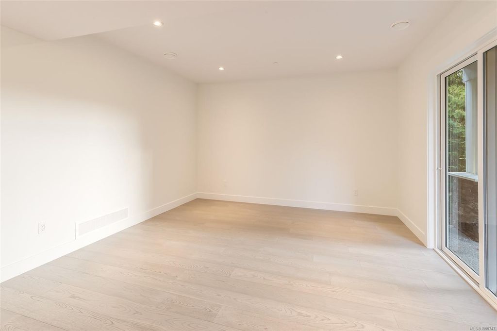 listing image 16049211638049057692