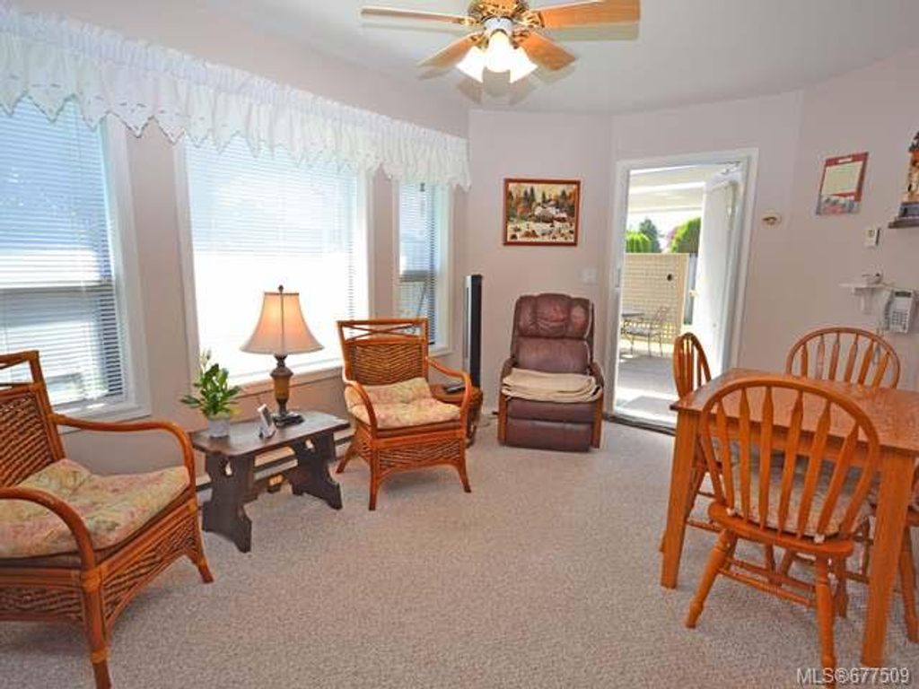 listing image 16046662972272664378