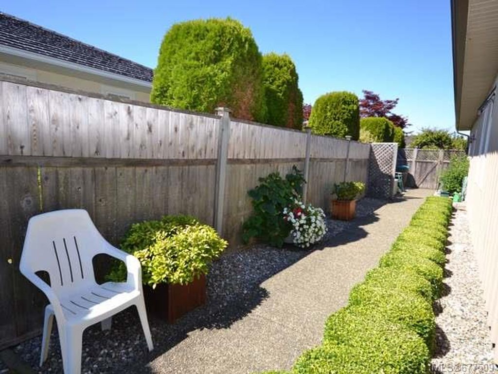 listing image 16042018066979257245