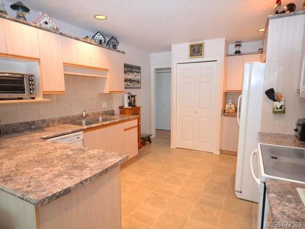 listing image 16046990466188470250