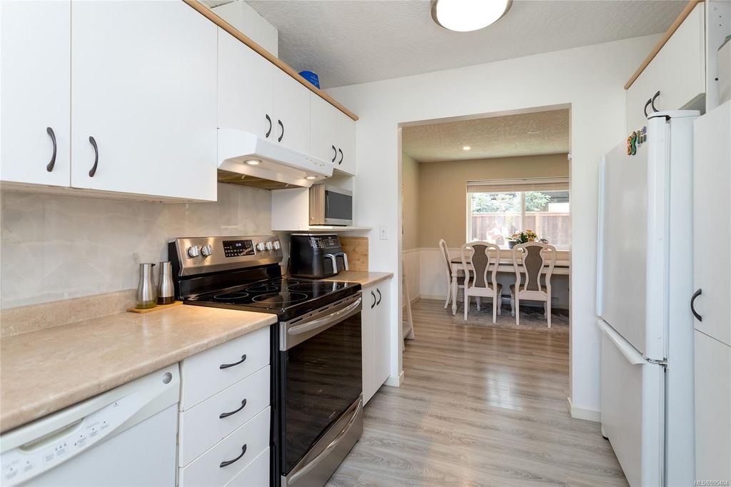 listing image 16041101845084228302