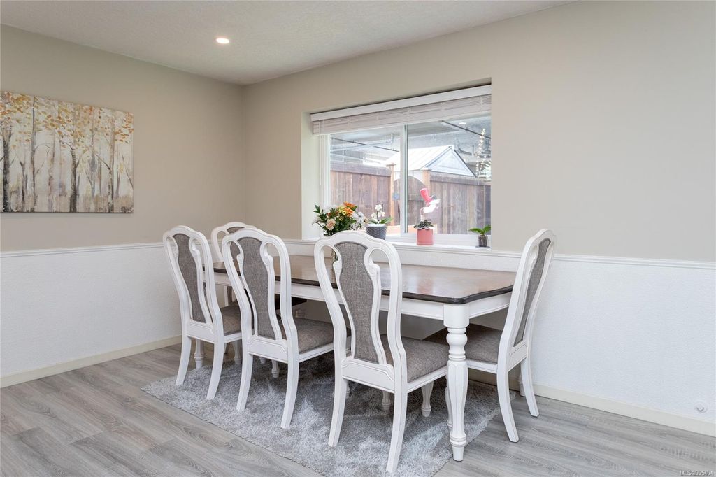 listing image 16045288581152122335