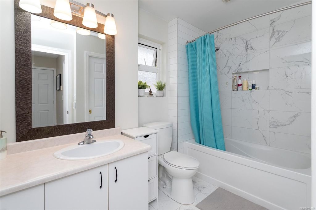 listing image 16045633191123206831