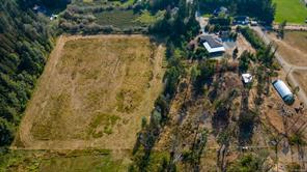 listing image 16044056881232989113