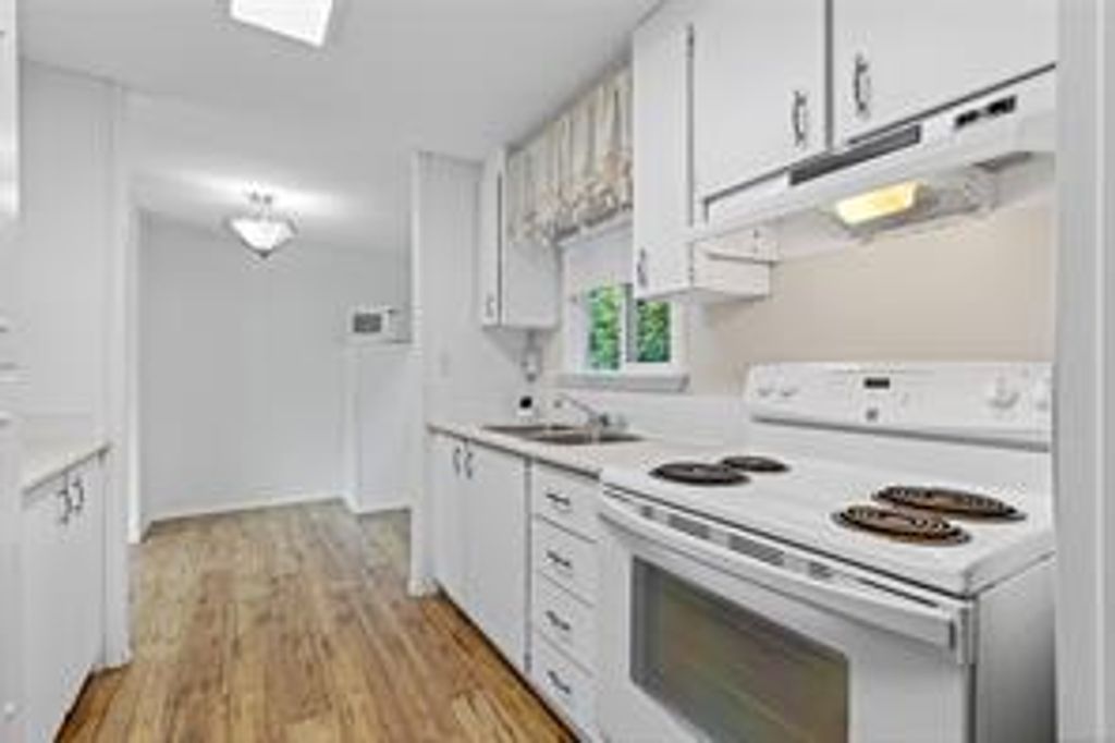 listing image 16043848269115242083