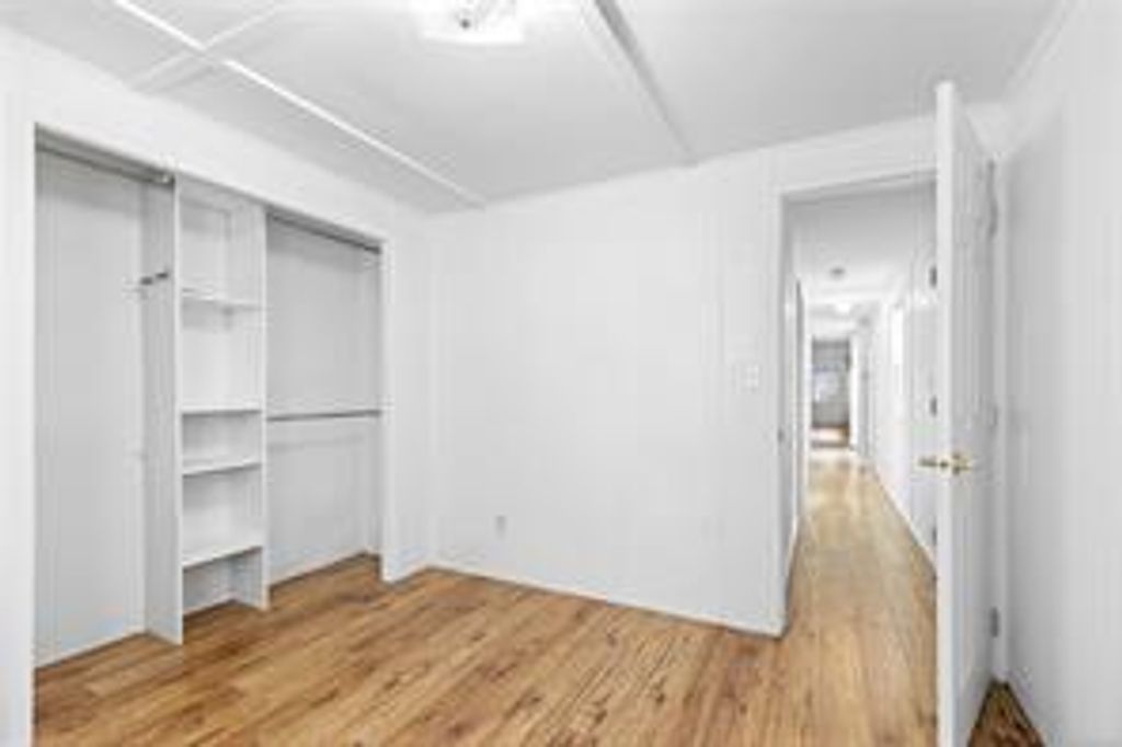listing image 16040634553200302853