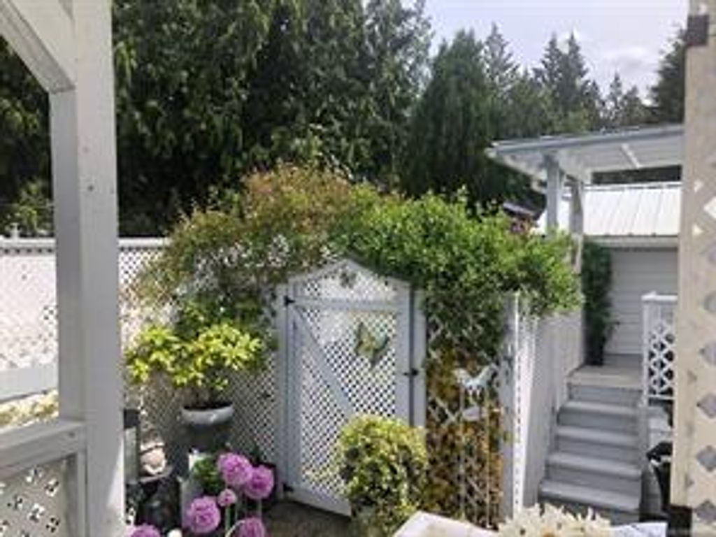 listing image 16046724255563112712