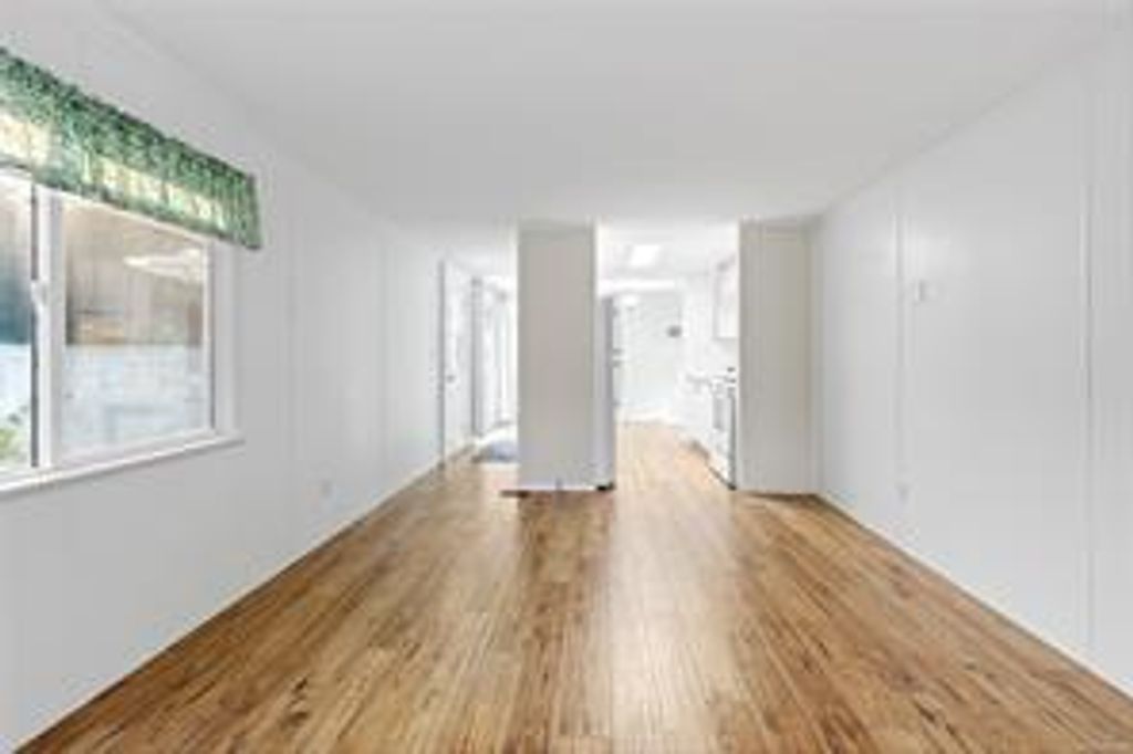 listing image 16040625022581646292