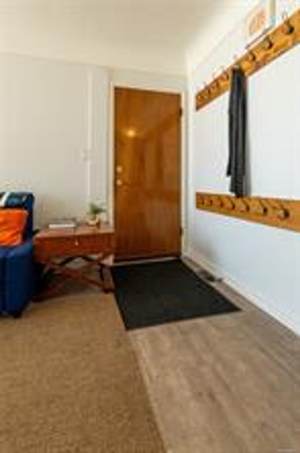 listing image 16040151939414626995