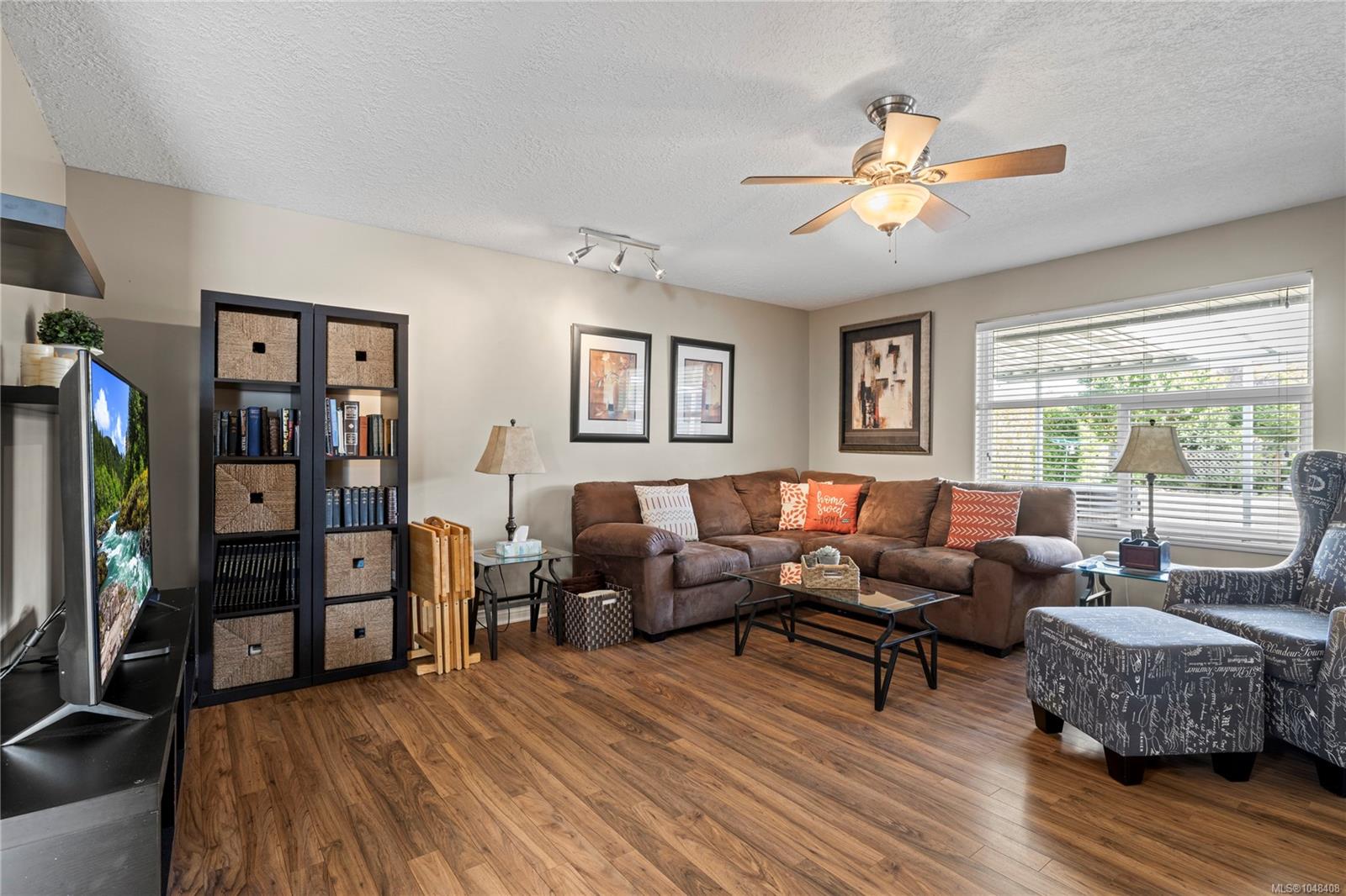 828 Sunray Rd