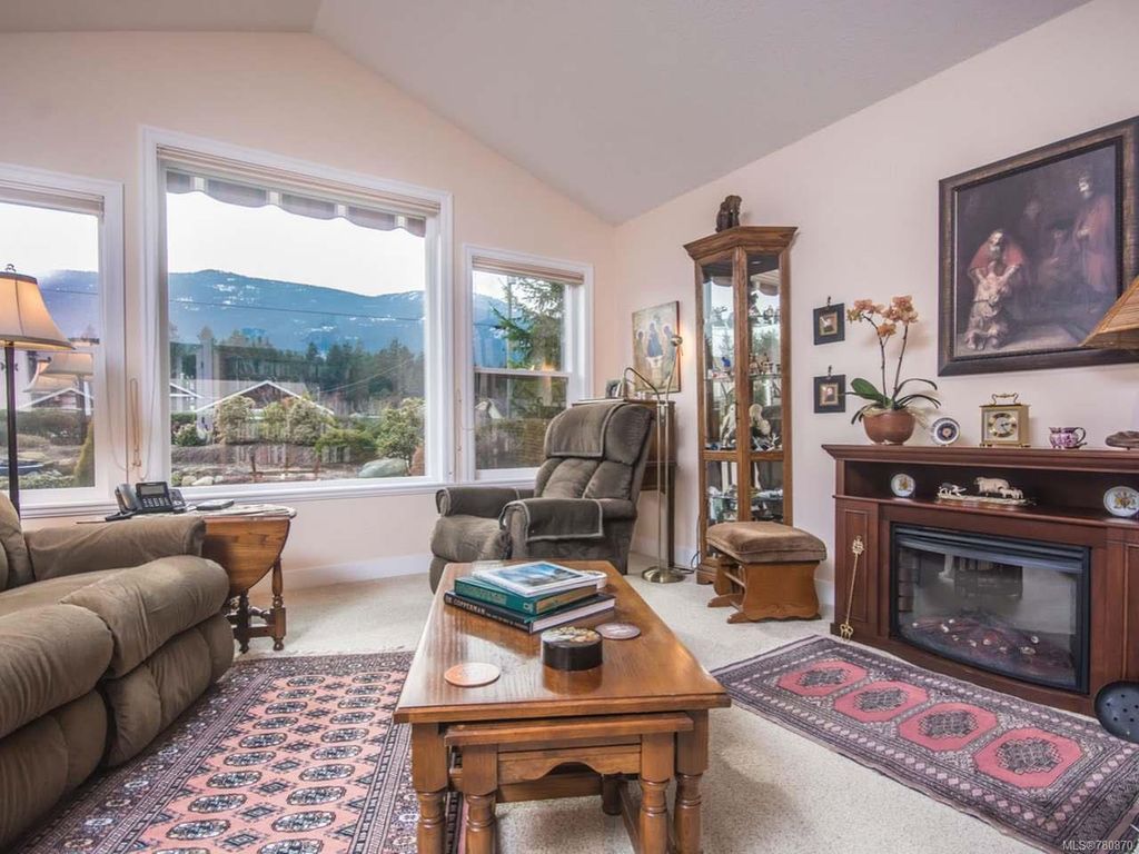 listing image 16048278045695589016