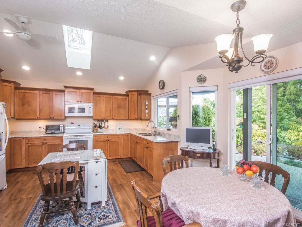 listing image 16044077930168442098