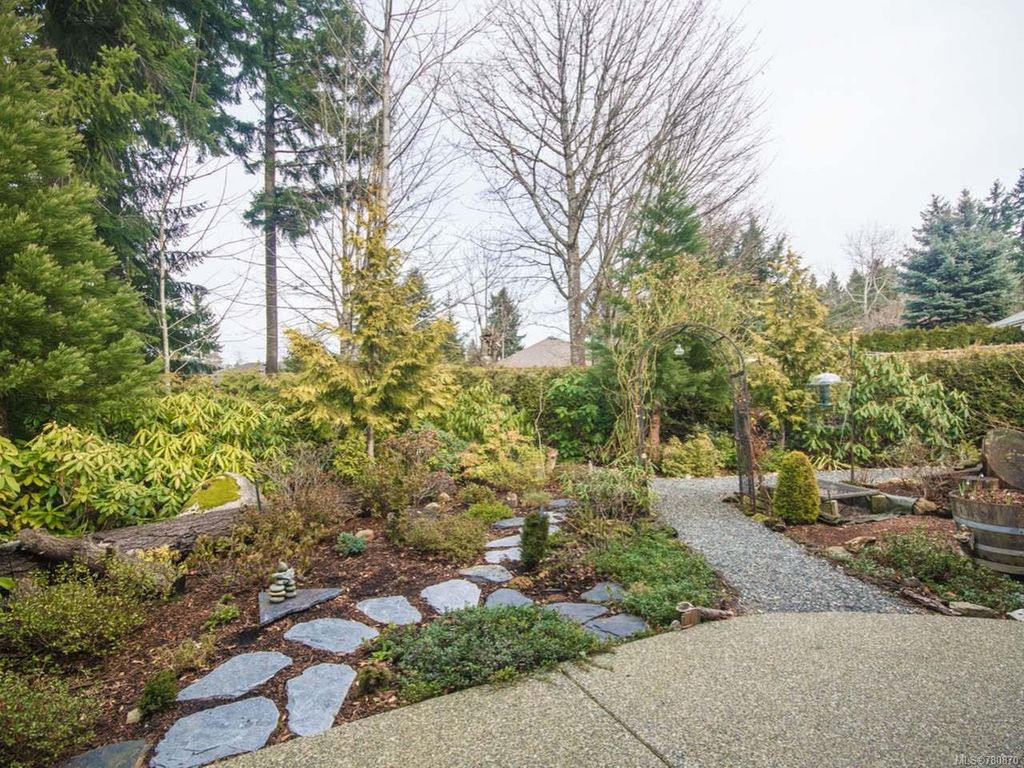 listing image 16043172066516544022