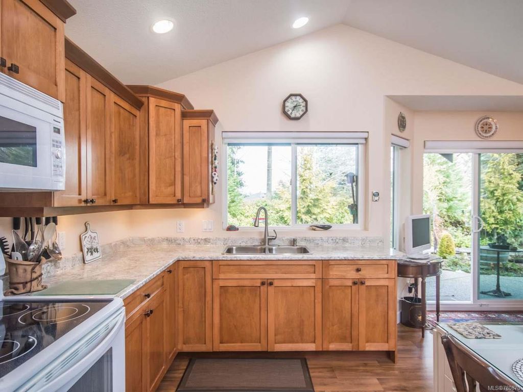 listing image 16047429642158013448