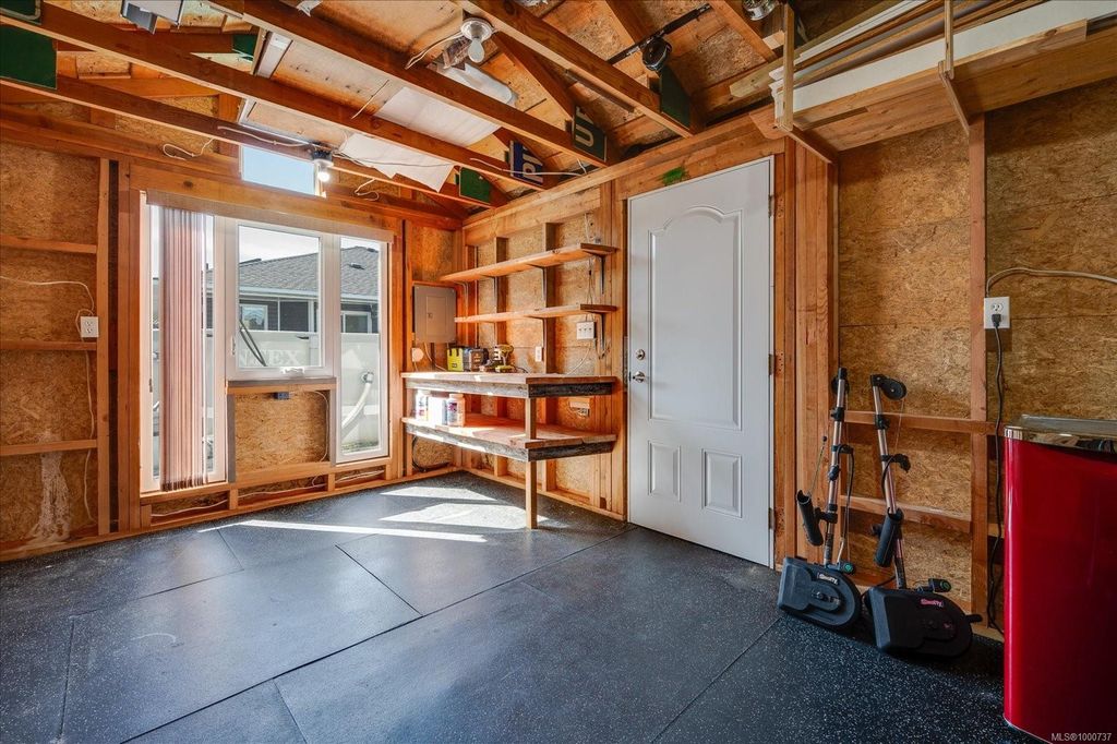 listing image 16044392737152665273