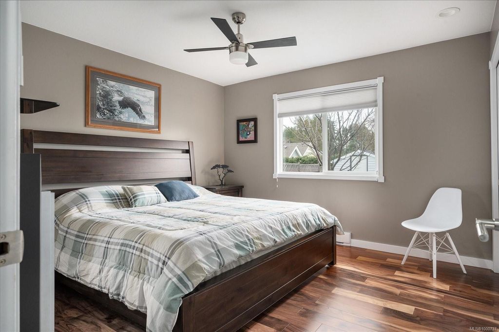 listing image 16043899502919250425