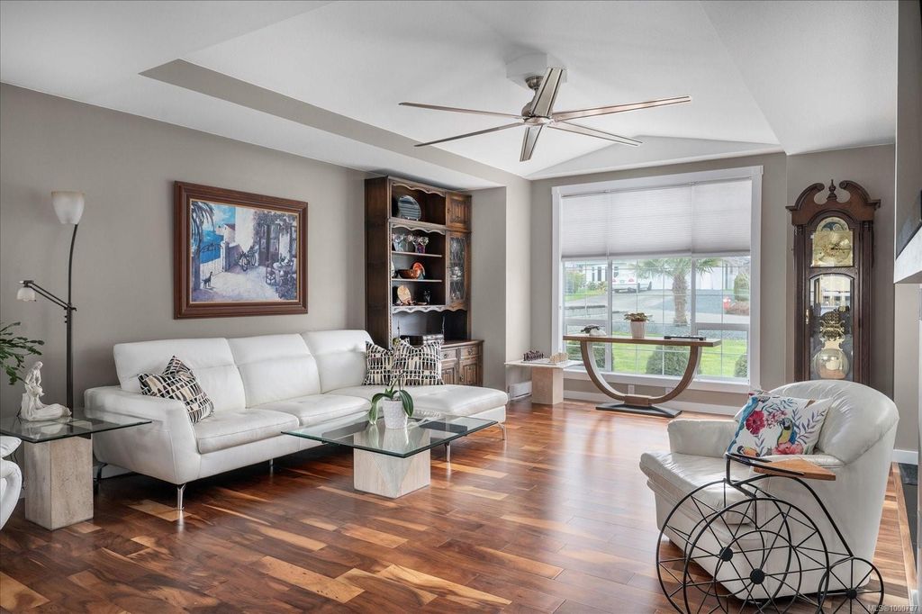 listing image 16046010862248702316