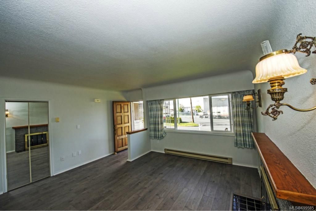 listing image 16040867376028424605