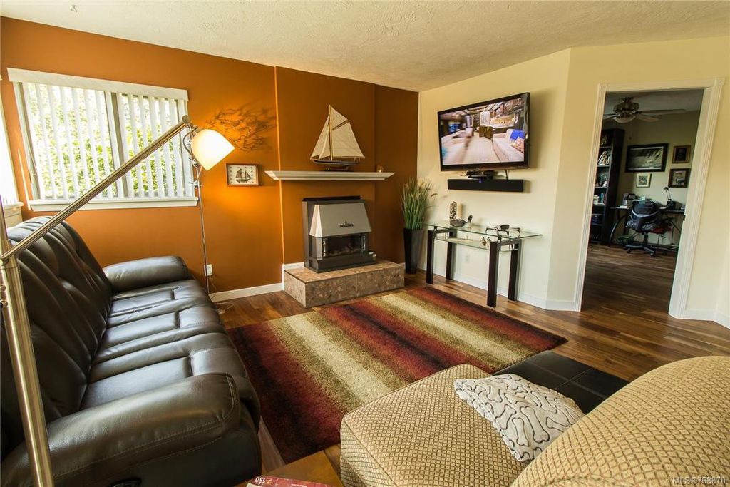 listing image 16049949556330126193