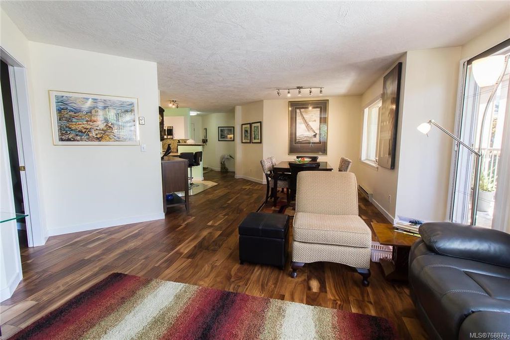 listing image 16047758769959776817