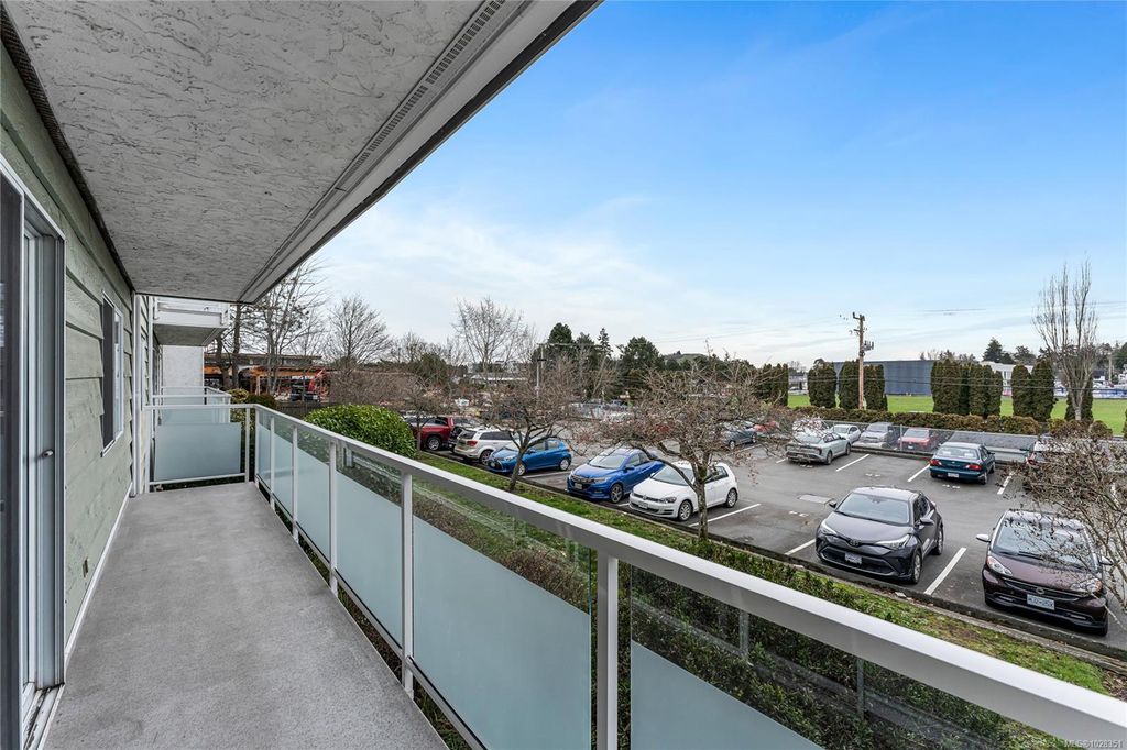 listing image 16040076019771797101