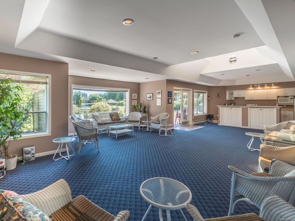 listing image 16041047323552493081