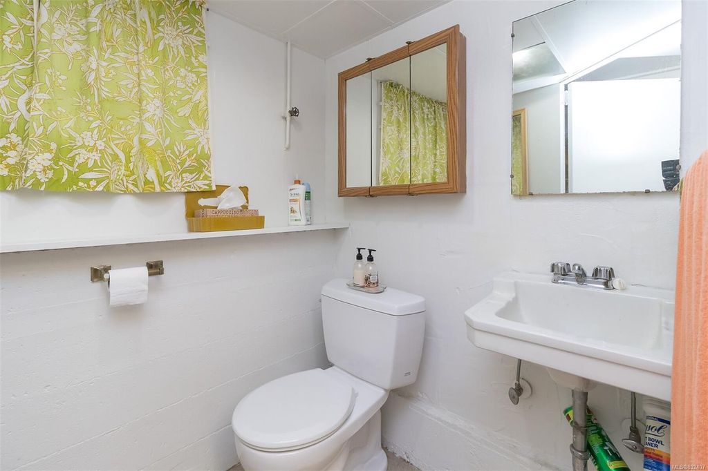 listing image 16043033543396351070