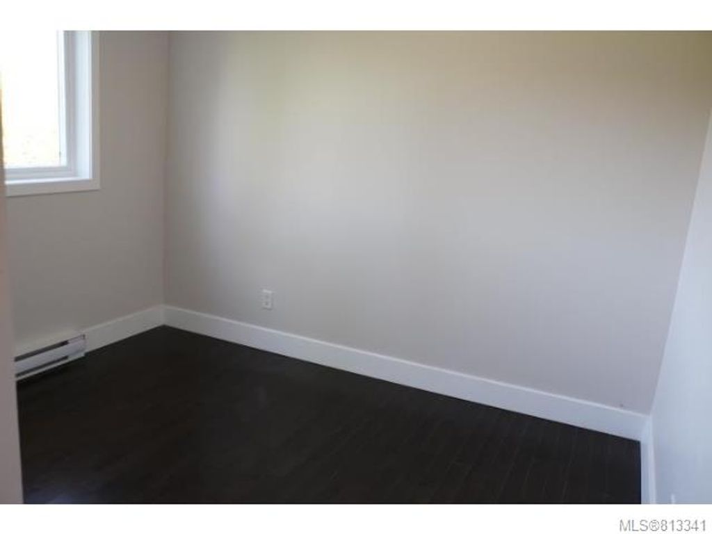 listing image 16044428974896002808