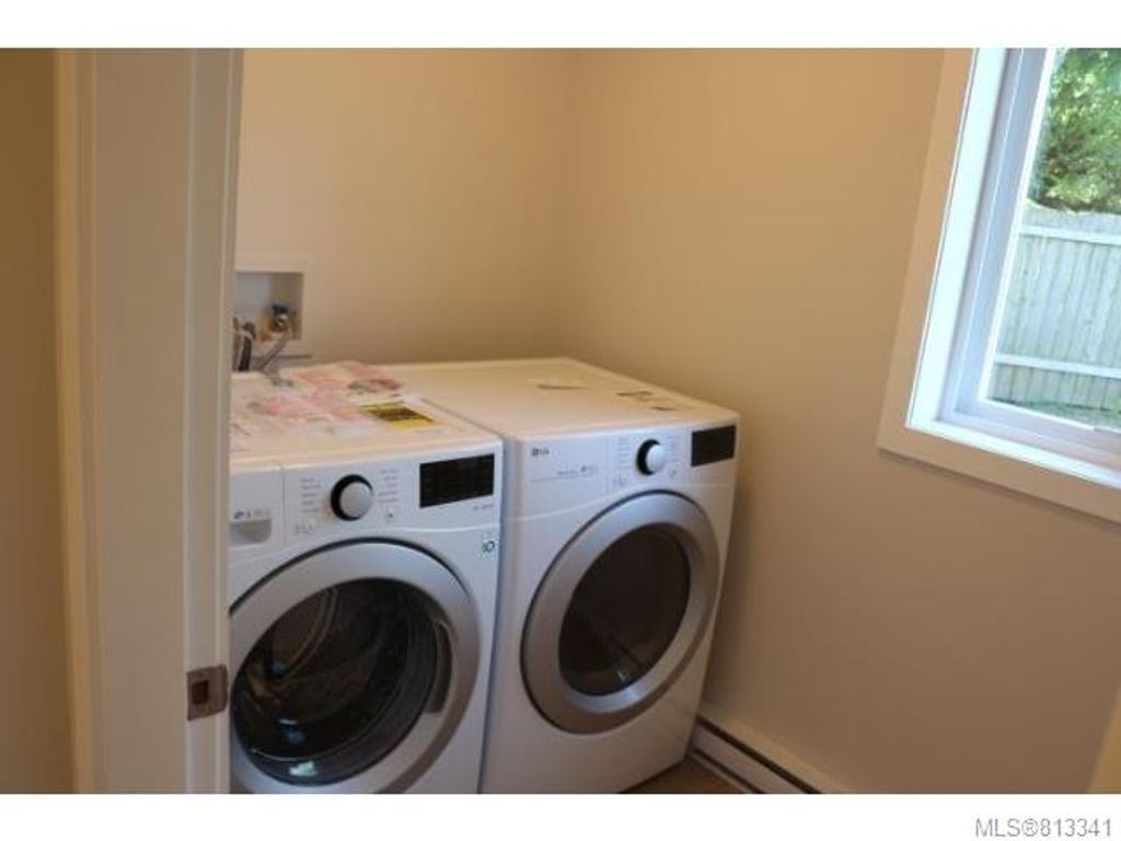 listing image 16047530384185672283