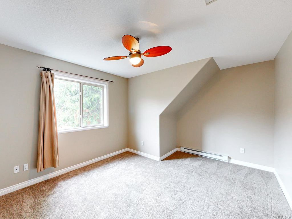 listing image 16049901993456942447