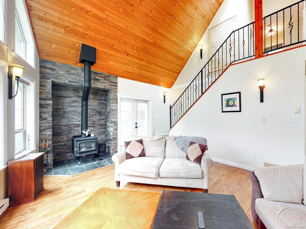 listing image 16041113603650264005