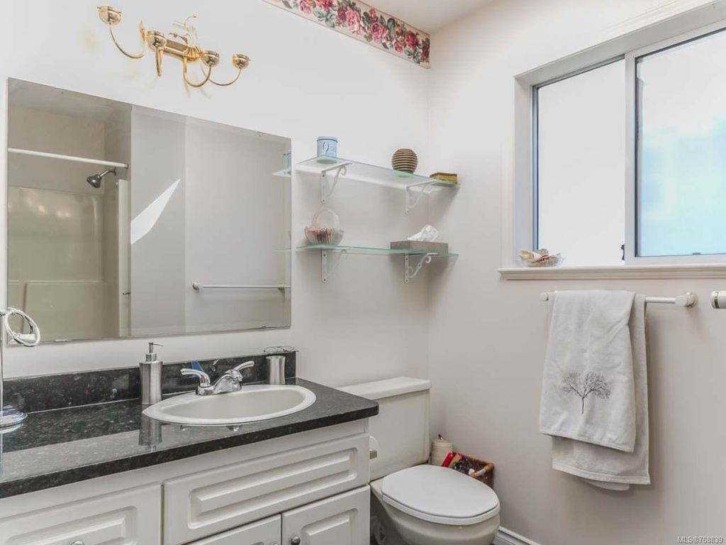 listing image 16040019108932780929