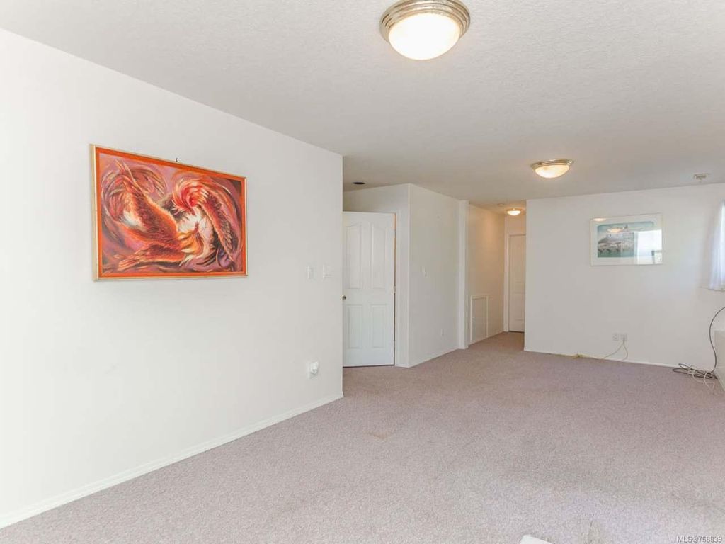 listing image 16047772408551202539