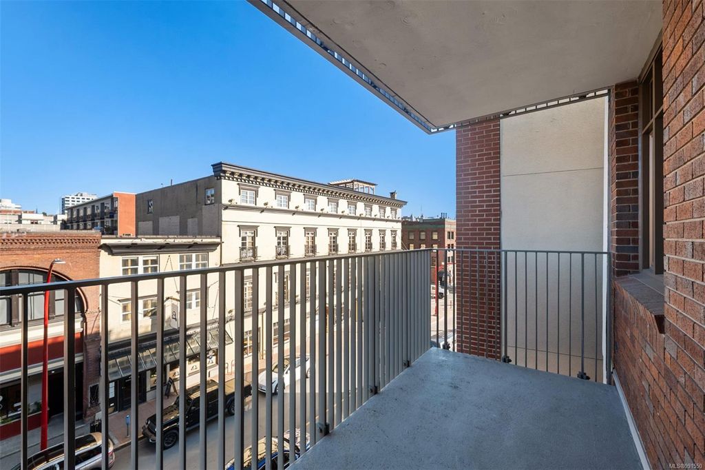 listing image 16048870595525342014