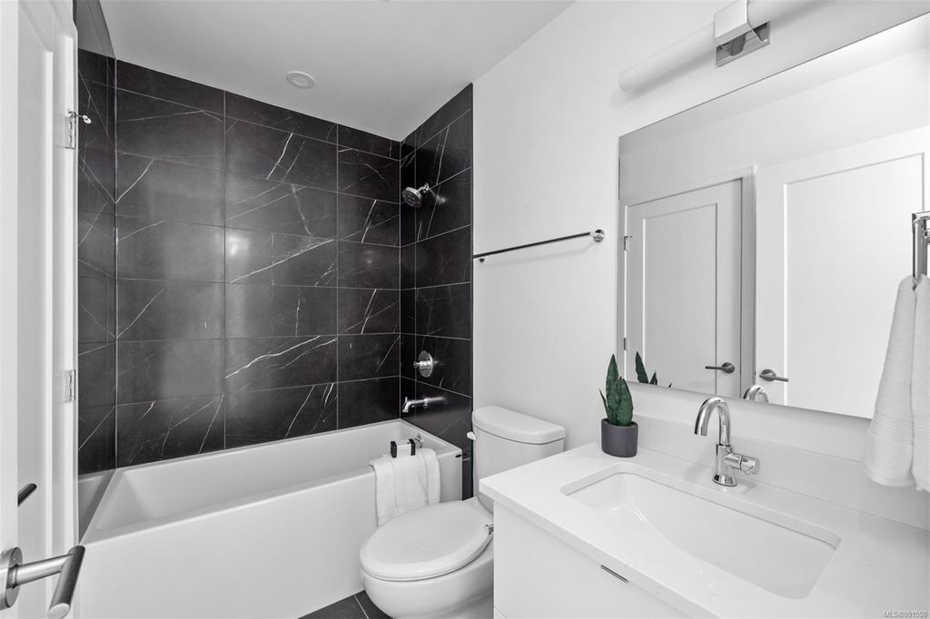listing image 16046694949148645672