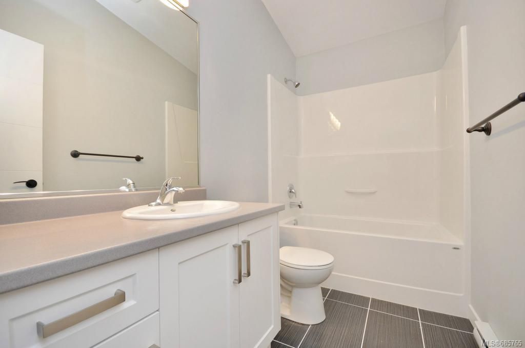 listing image 16048239024990906594