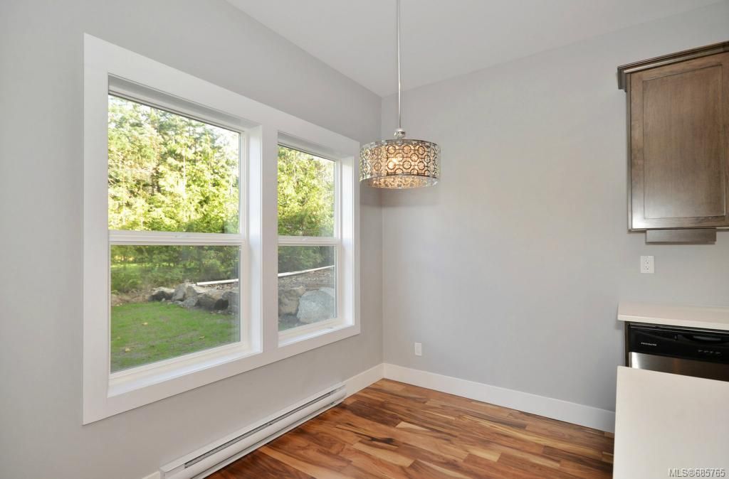 listing image 16043221120515113689