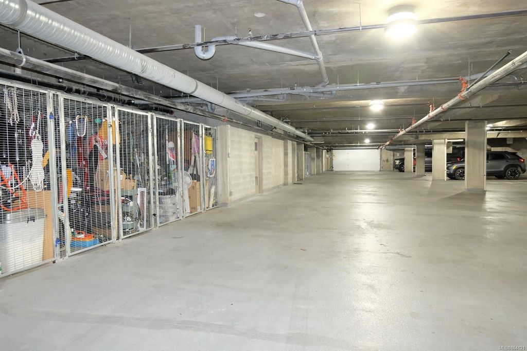 listing image 16048159627033100416