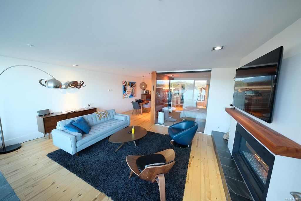 listing image 16047444638876930899