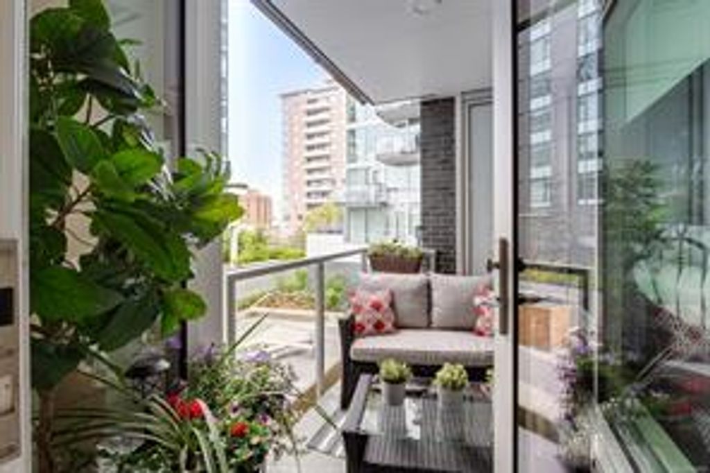 listing image 16041127939039