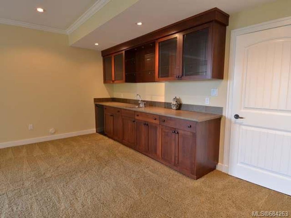 listing image 16040078806981472241