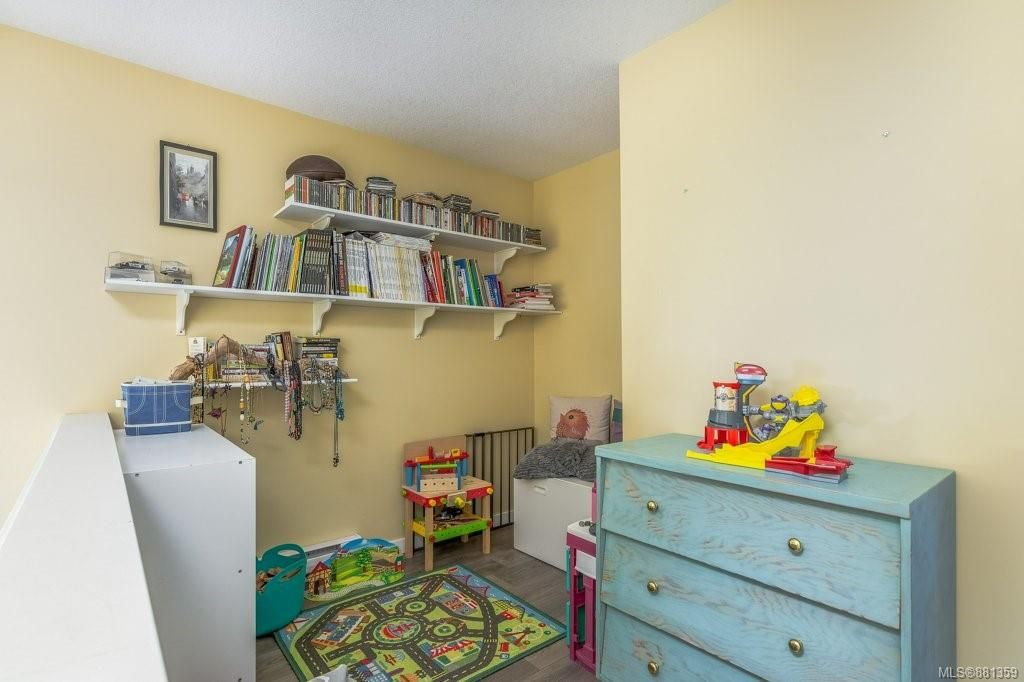 listing image 16046266649333917790