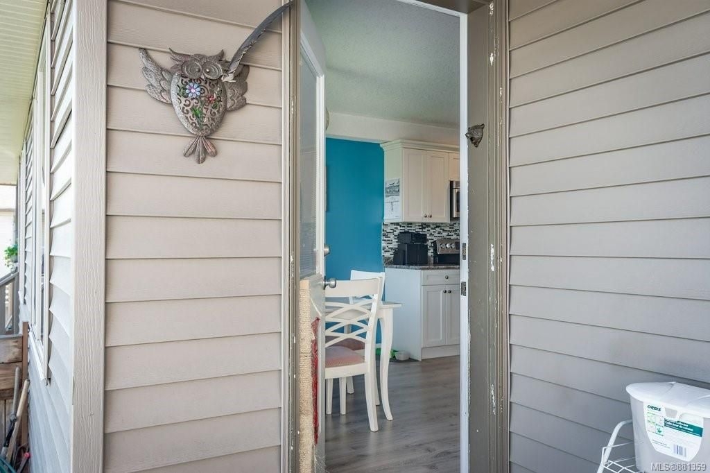 listing image 16044225181296984806