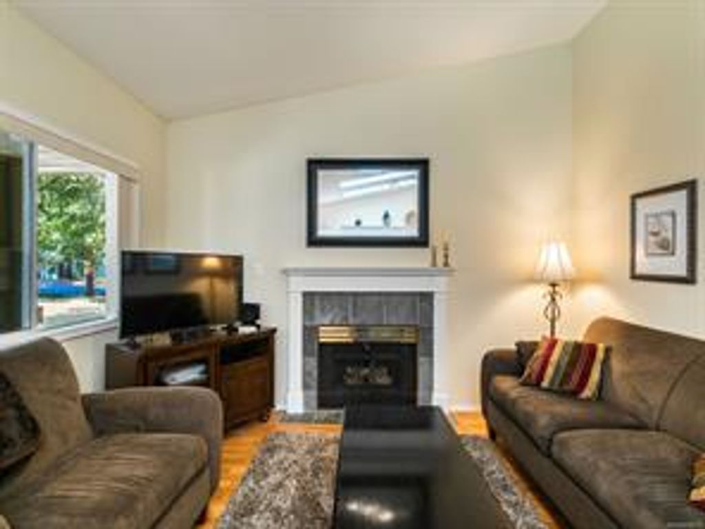 listing image 16042807778858062192