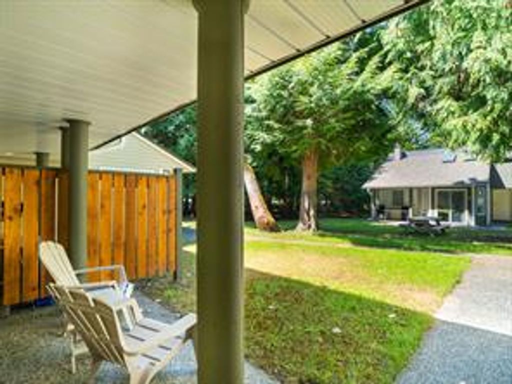 listing image 16049161353512608619