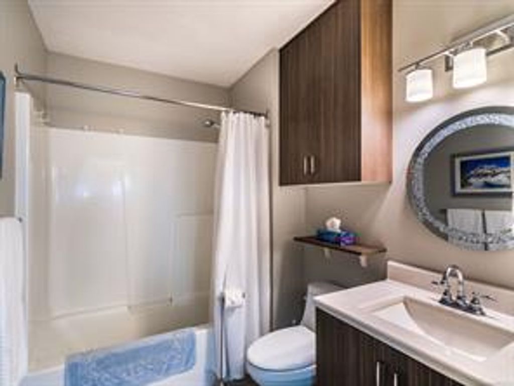 listing image 16044214852079432003